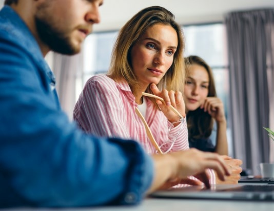 Poznaj sposoby wsparcia działalności B+R+I oraz przedsięwzięć inwestycyjnych Webinar KPMG