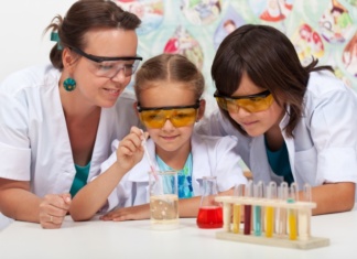 Klaster LifeScience Kraków Patronem Festiwalu Nauki i Techniki