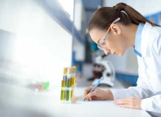 Od badań po transfer technologii – poznaj możliwości CBR Novasome