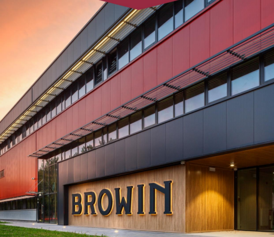 Kule nawadniające – niezbędne, praktyczne, efektowne